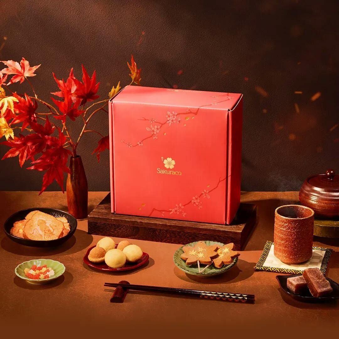 Sakuraco November 2026 Sakai's Autumn Wonders box with maple leaf senbei, castella and hojicha
